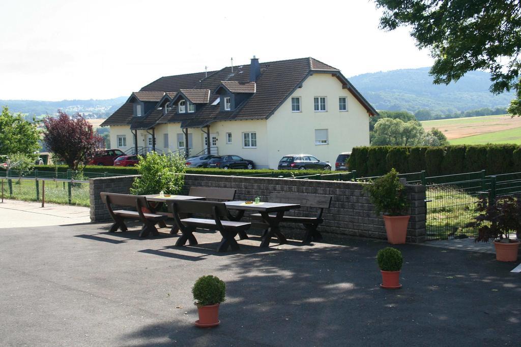 Hotel Haus Sonneck Kelberg Exterior photo