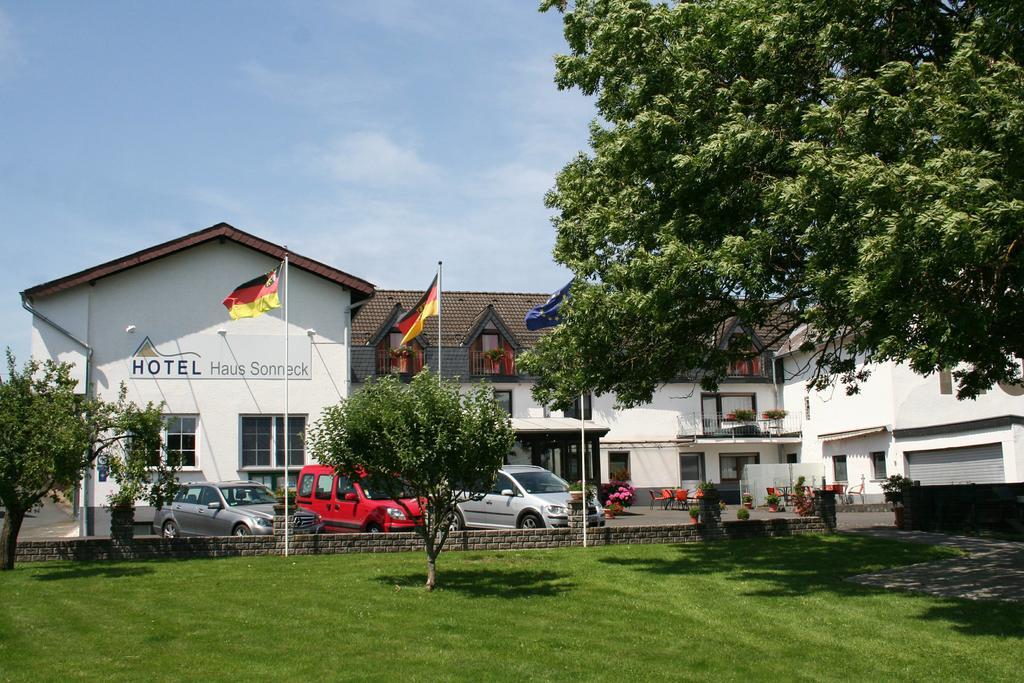 Hotel Haus Sonneck Kelberg Exterior photo