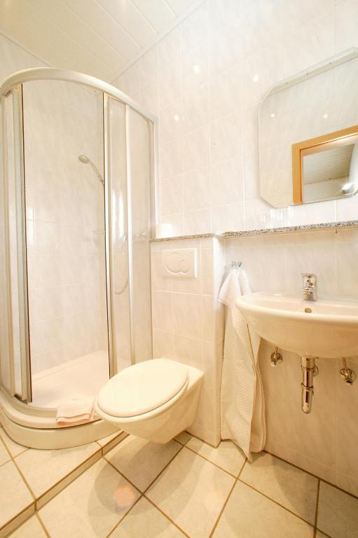 Hotel Haus Sonneck Kelberg Room photo